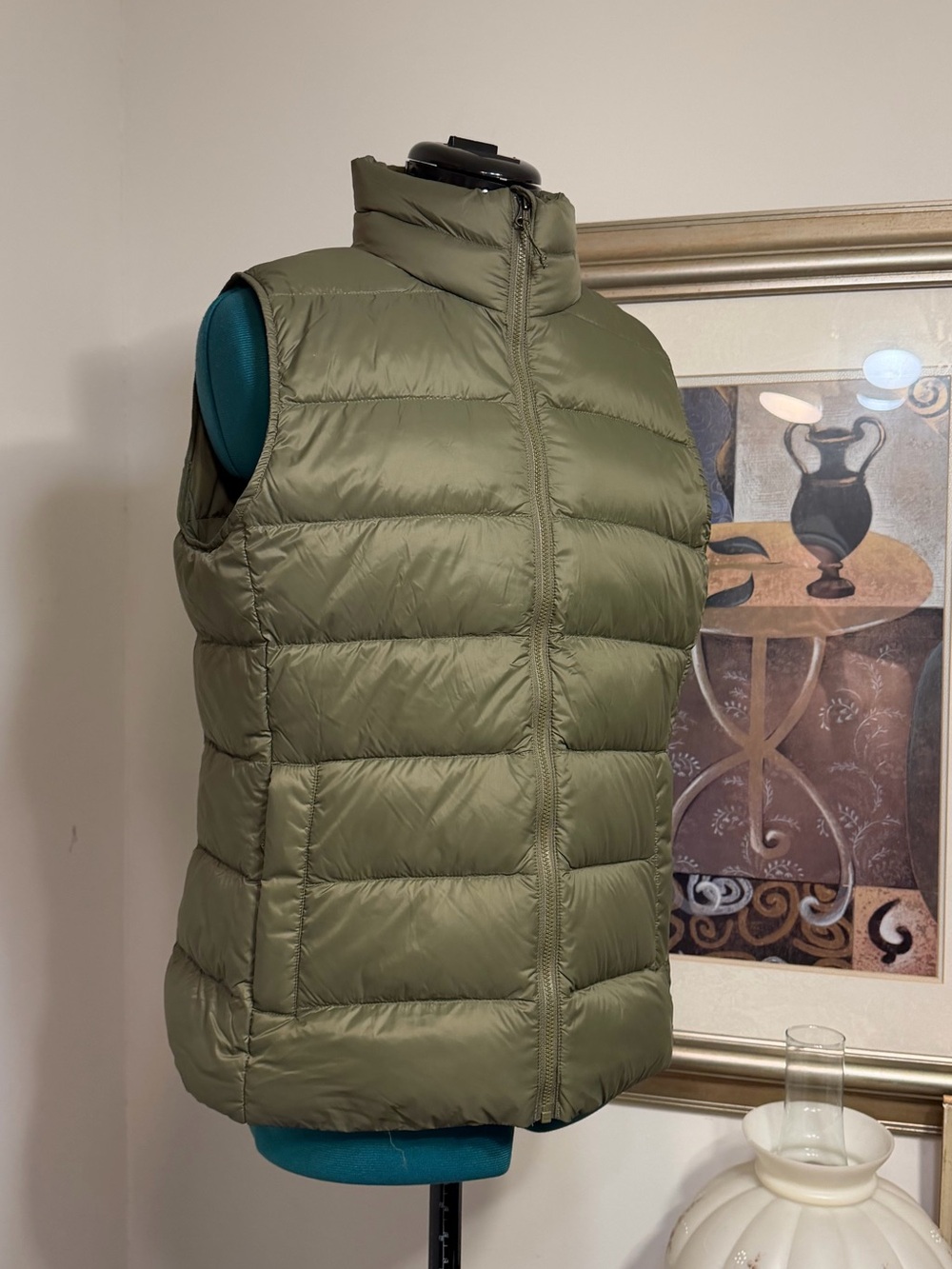 Eddie Bauer Olive Green Quilted Puffer Vest Size Small